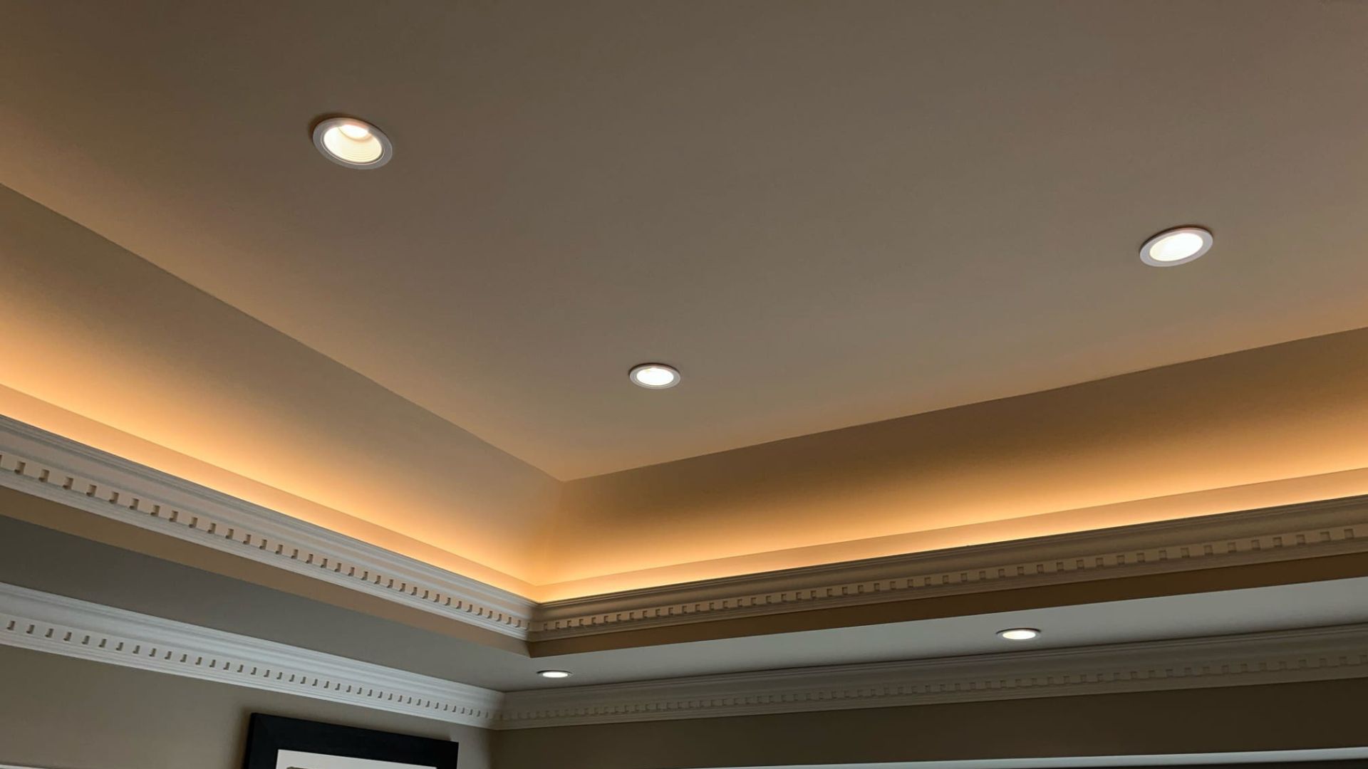 recessed lighting install 1 Residential lighting installation